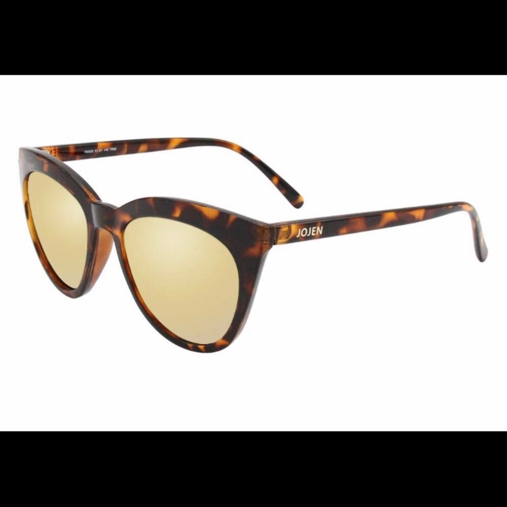 Jojen Polarized Cat Eye Shaped Sunglasses
